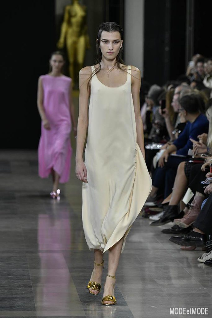rochas_ss19_015