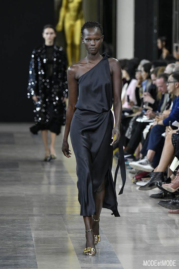 rochas_ss19_021