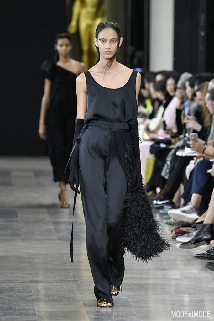 rochas_ss19_023