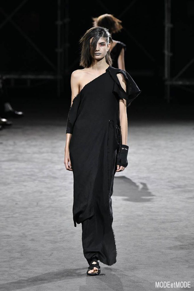 yohji_yamamoto_ss19_010