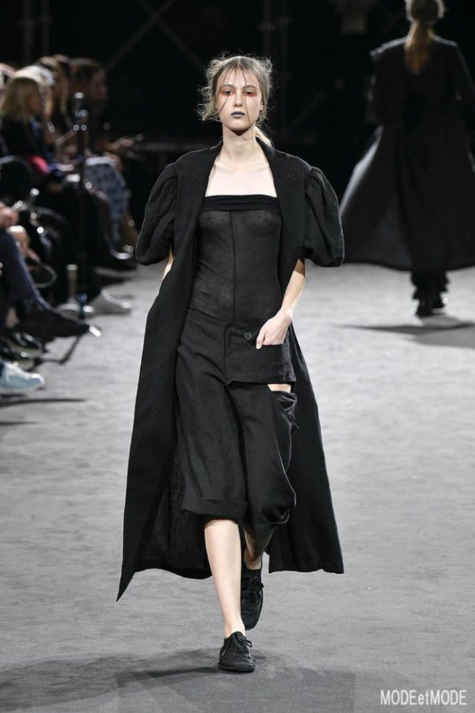 yohji_yamamoto_ss19_017