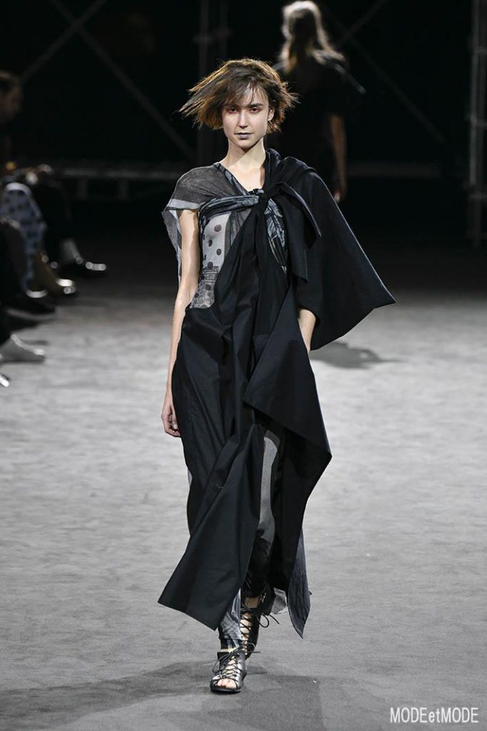 yohji_yamamoto_ss19_023
