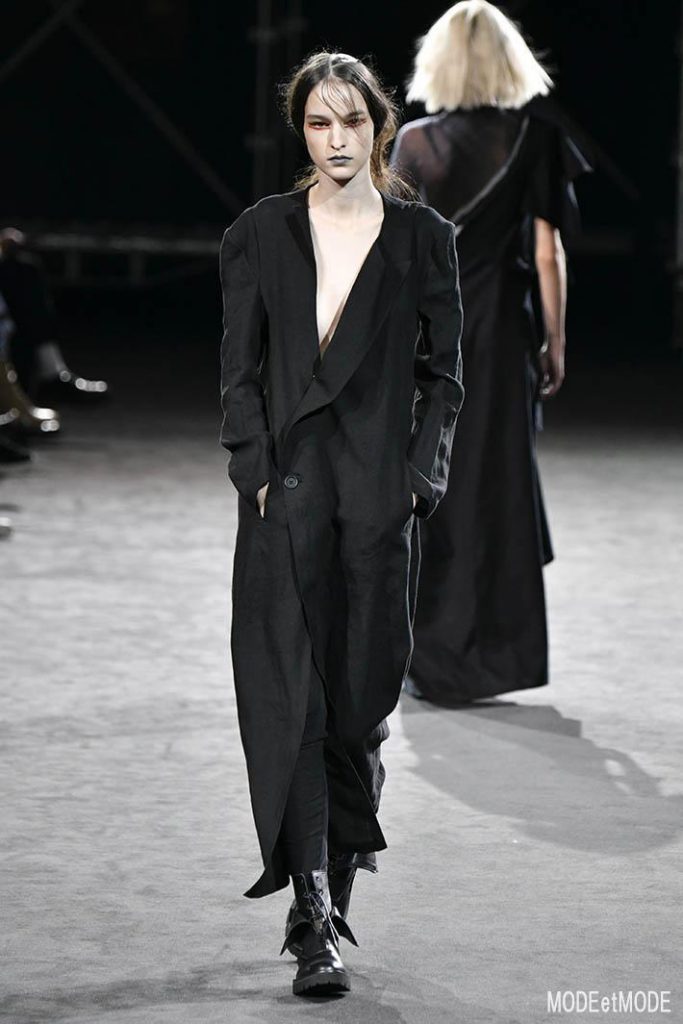 yohji_yamamoto_ss19_026