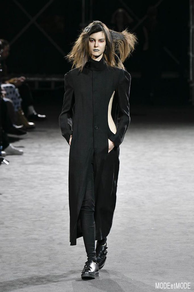 yohji_yamamoto_ss19_027
