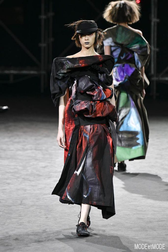 yohji_yamamoto_ss19_036