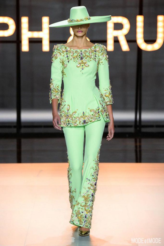 Ralph & Russo : Runway – Paris Fashion Week – Haute Couture Fall/Winter 2016-2017