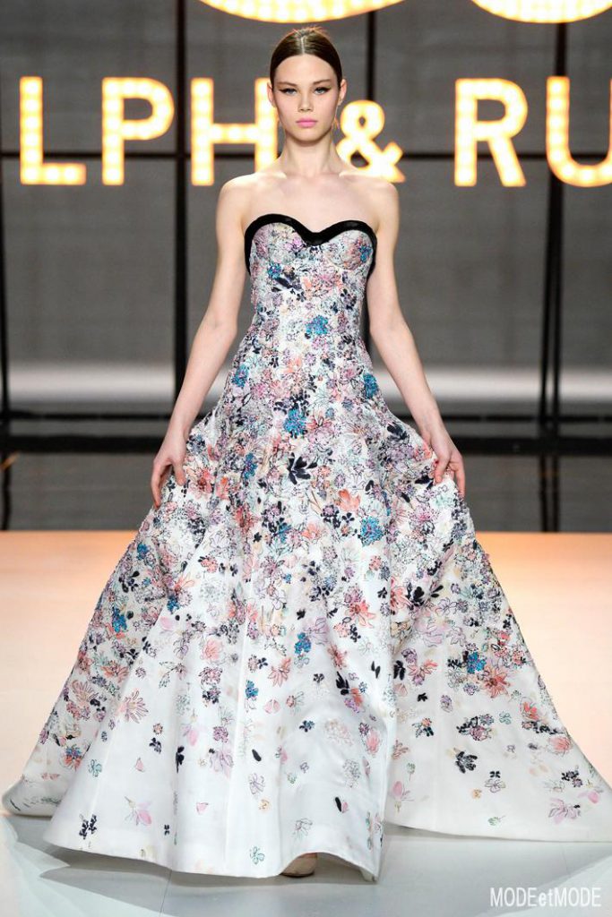 Ralph & Russo : Runway – Paris Fashion Week – Haute Couture Fall/Winter 2016-2017