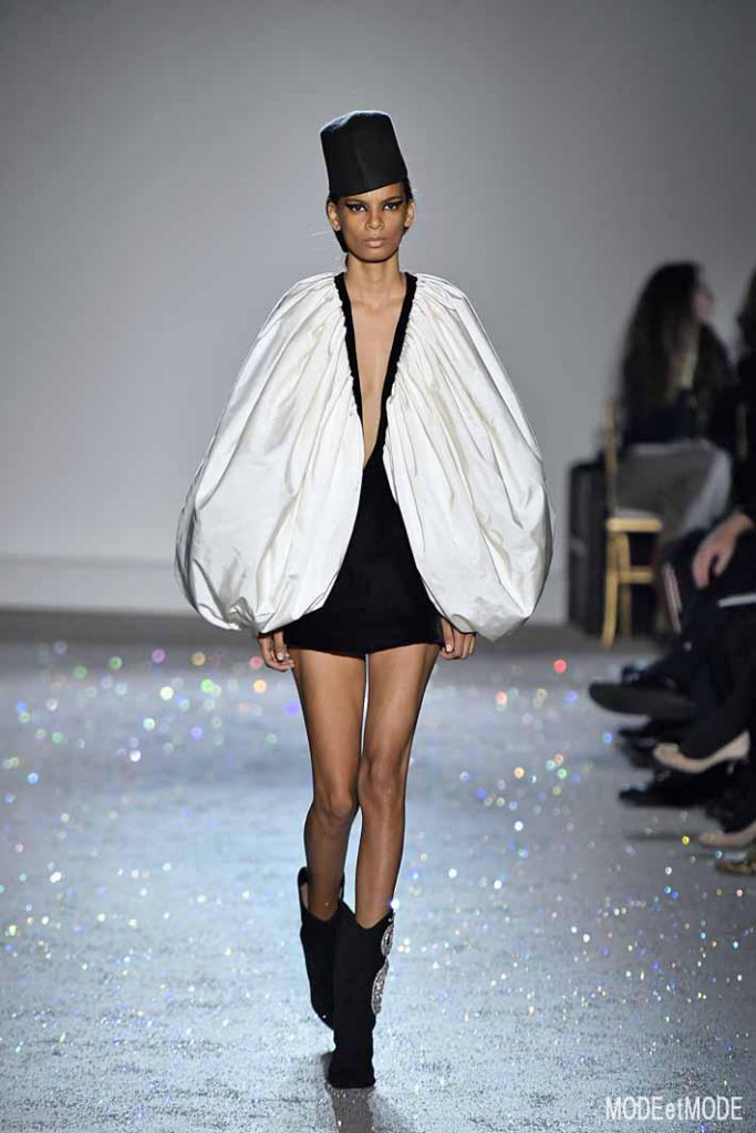 Giambattista Valli SS19 HC