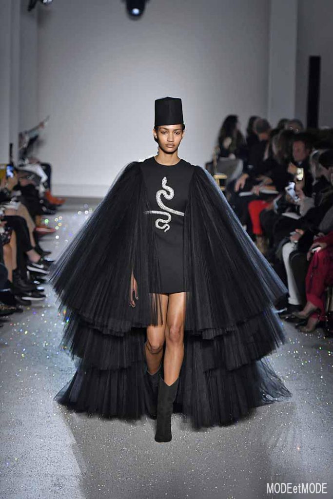 Giambattista Valli SS19 HC