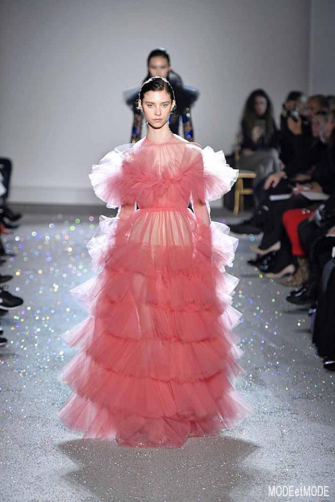Giambattista Valli SS19 HC