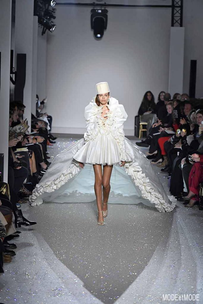 Giambattista Valli SS19 HC