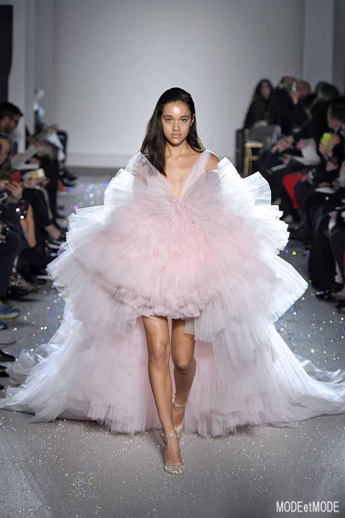 Giambattista Valli SS19 HC