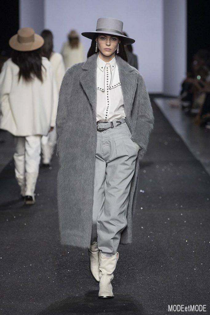 ALBERTA_FERRETTI_aw19_013