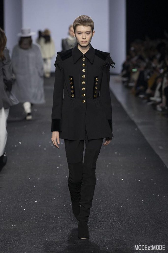 ALBERTA_FERRETTI_aw19_015