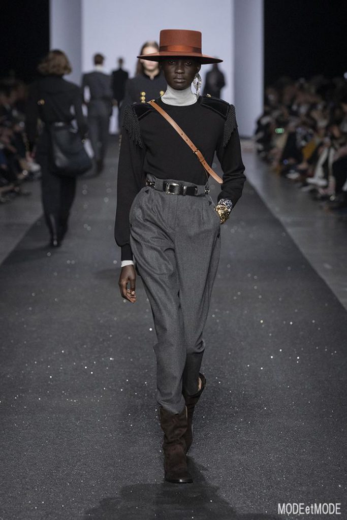ALBERTA_FERRETTI_aw19_018