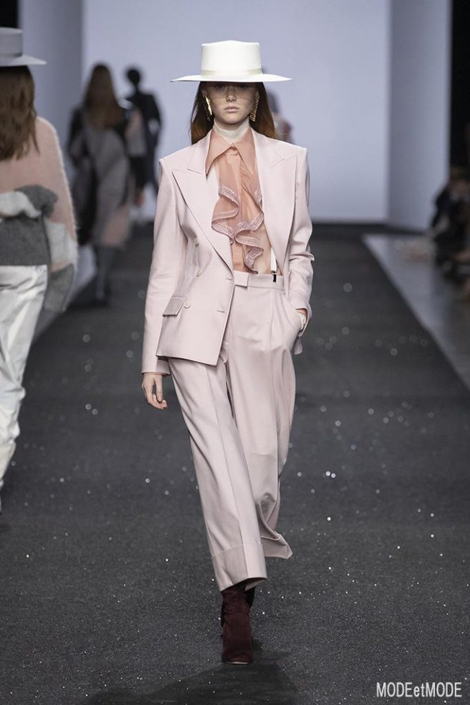 ALBERTA_FERRETTI_aw19_024