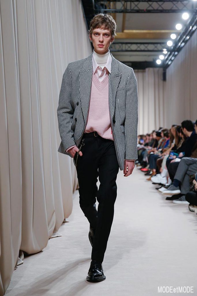 AMI_aw19_020