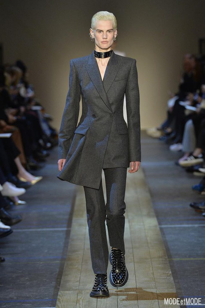AMQ_aw19_004