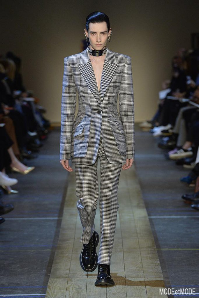 AMQ_aw19_016