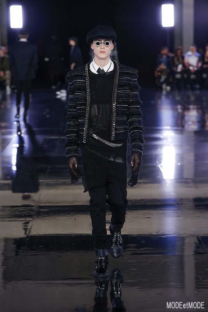 BALMAIN_aw19_004