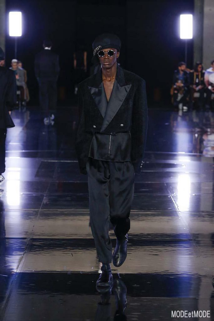 BALMAIN_aw19_009