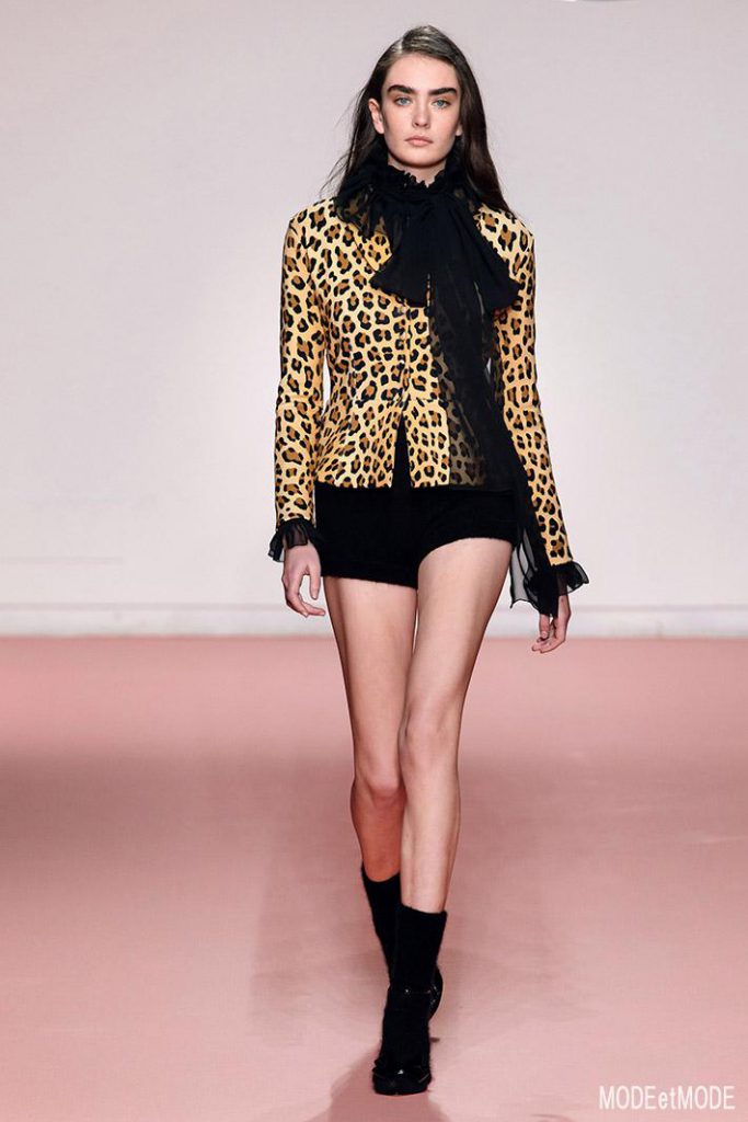 Blumarine_aw19_013