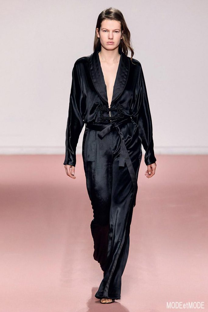 Blumarine_aw19_040