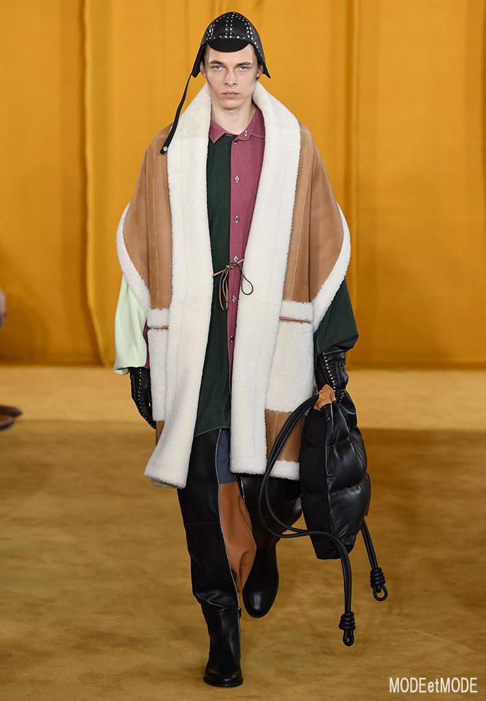 Loewe_aw19_037
