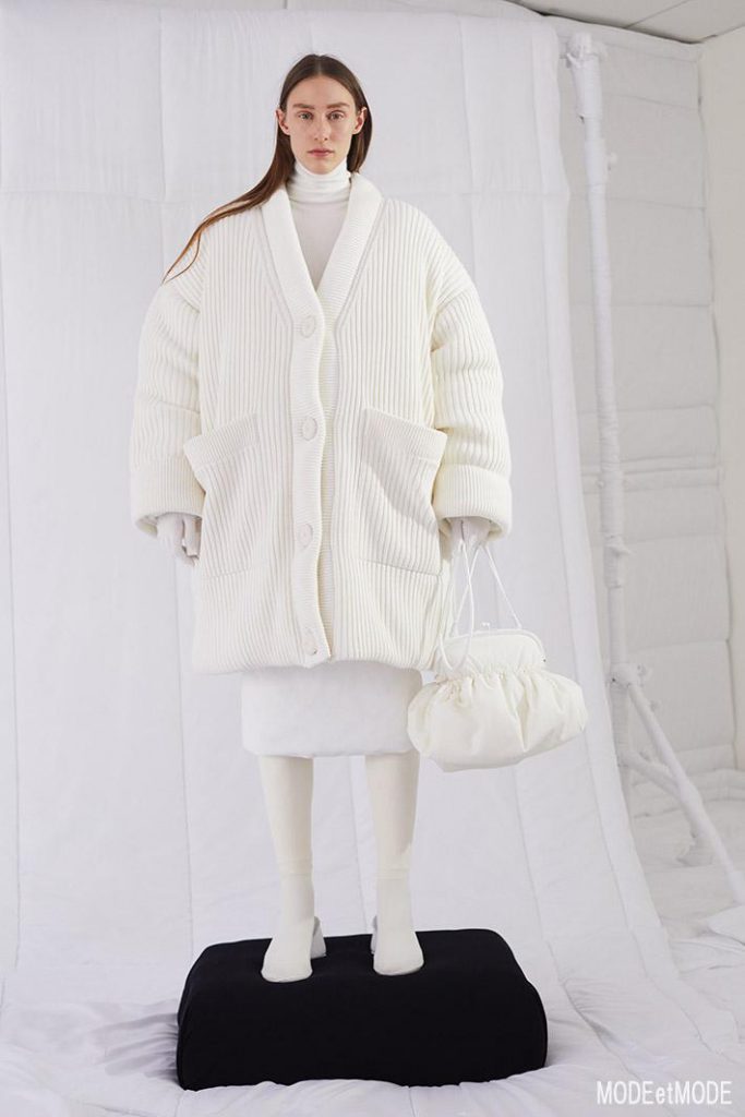 MM6_aw19_005