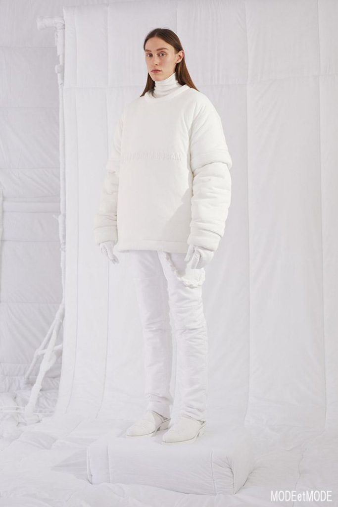 MM6_aw19_016