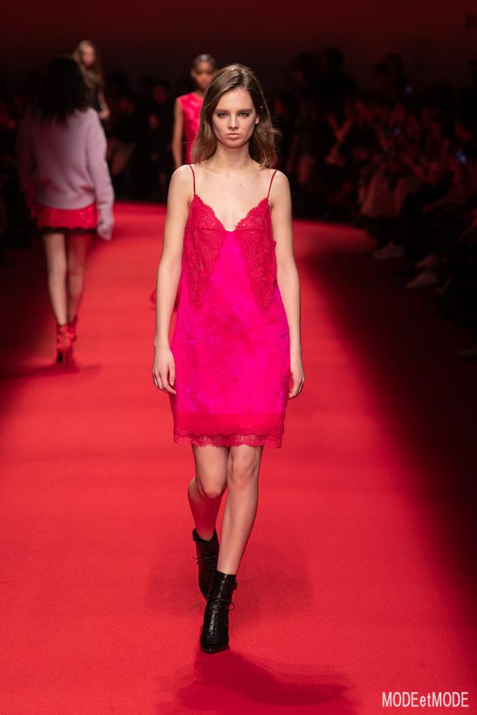 PHILOSOPHY_DI_LORENZO_SERAFINI_aw19_003