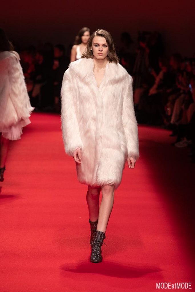 PHILOSOPHY_DI_LORENZO_SERAFINI_aw19_041