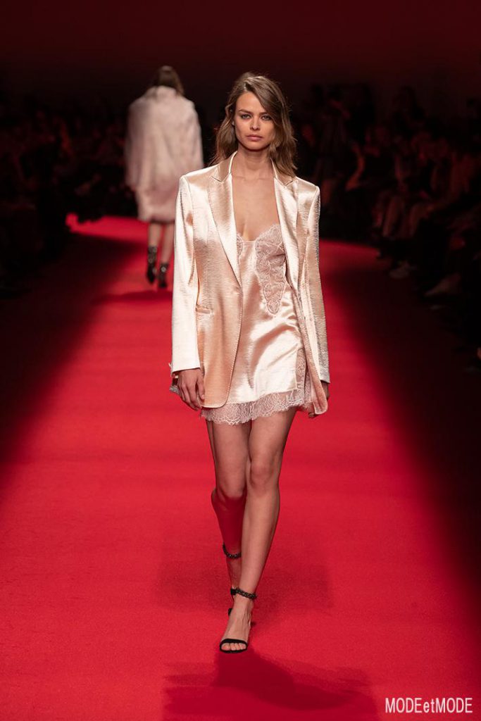 PHILOSOPHY_DI_LORENZO_SERAFINI_aw19_043