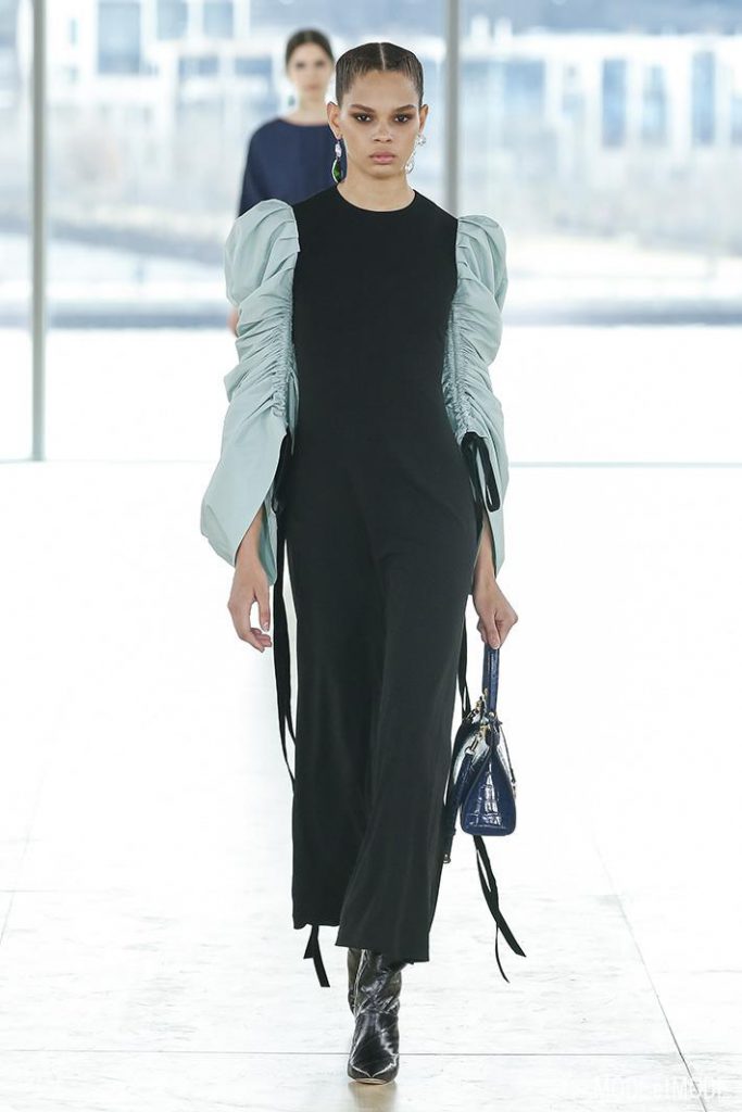 TORY BURCH