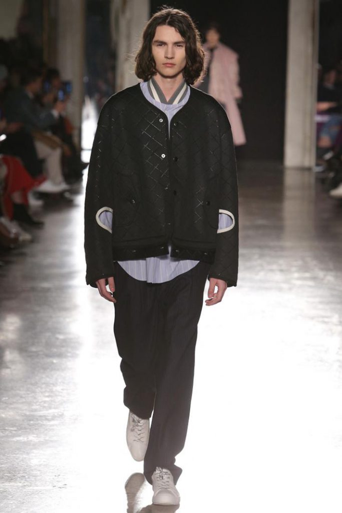 UJOH_aw19_028