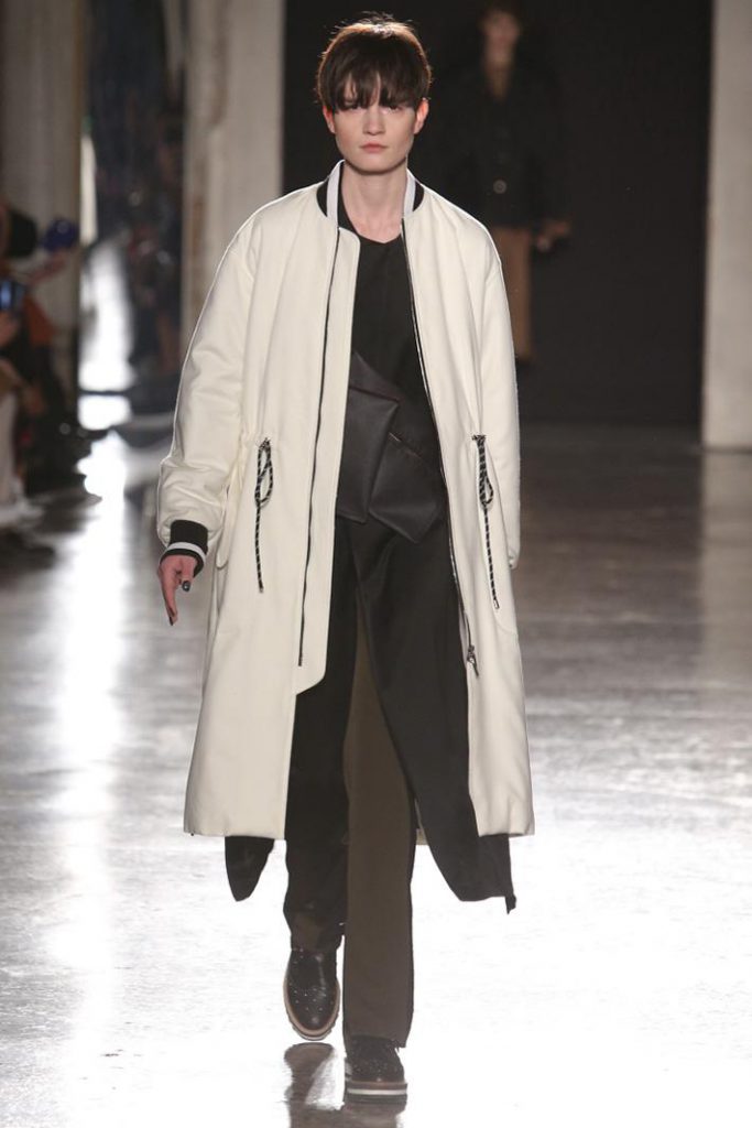 UJOH_aw19_030