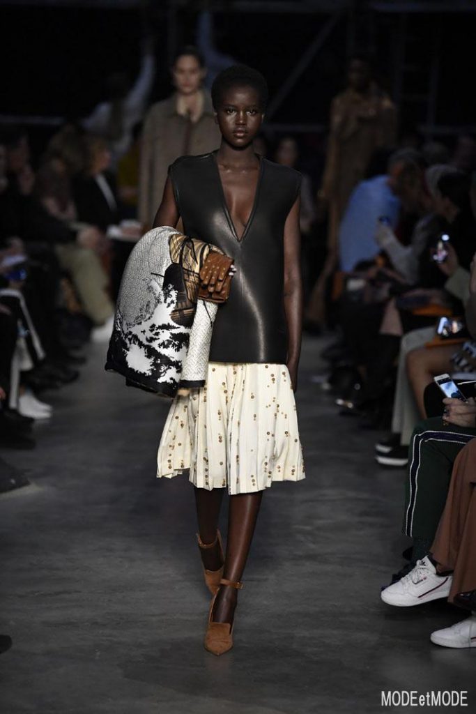 Burberry aw19 London