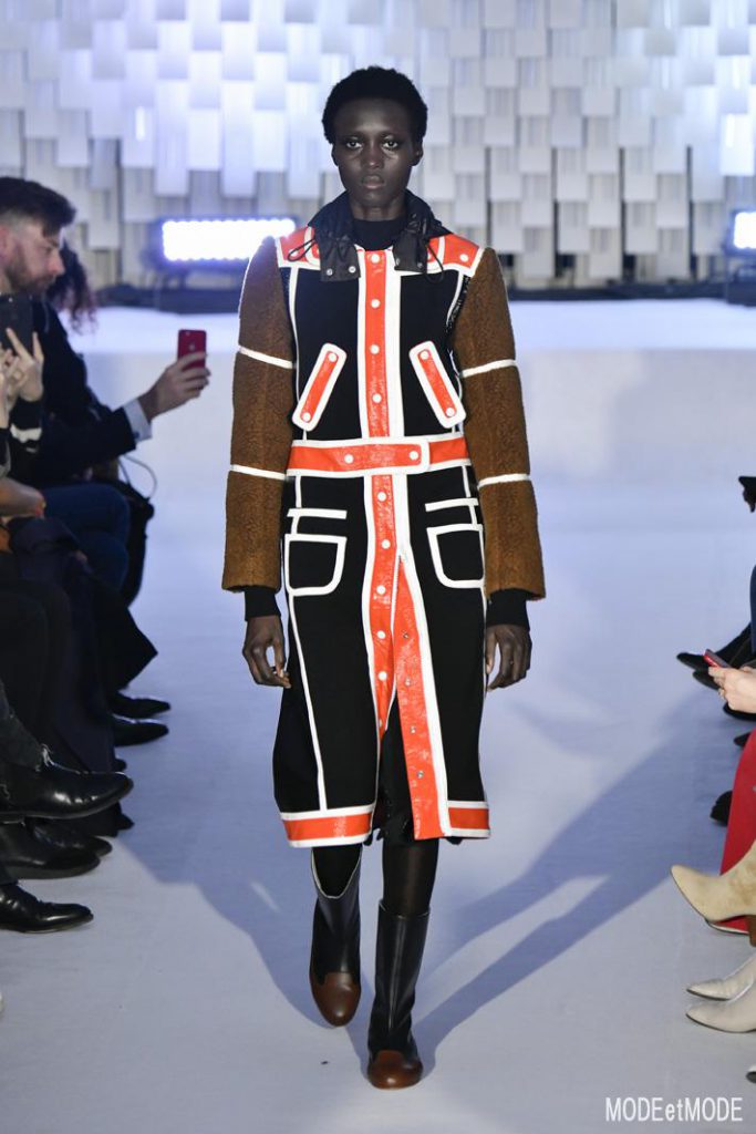 courreges_aw19_025