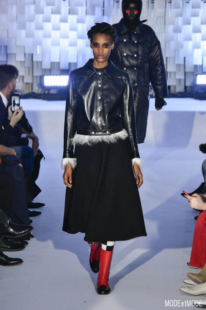 courreges_aw19_032