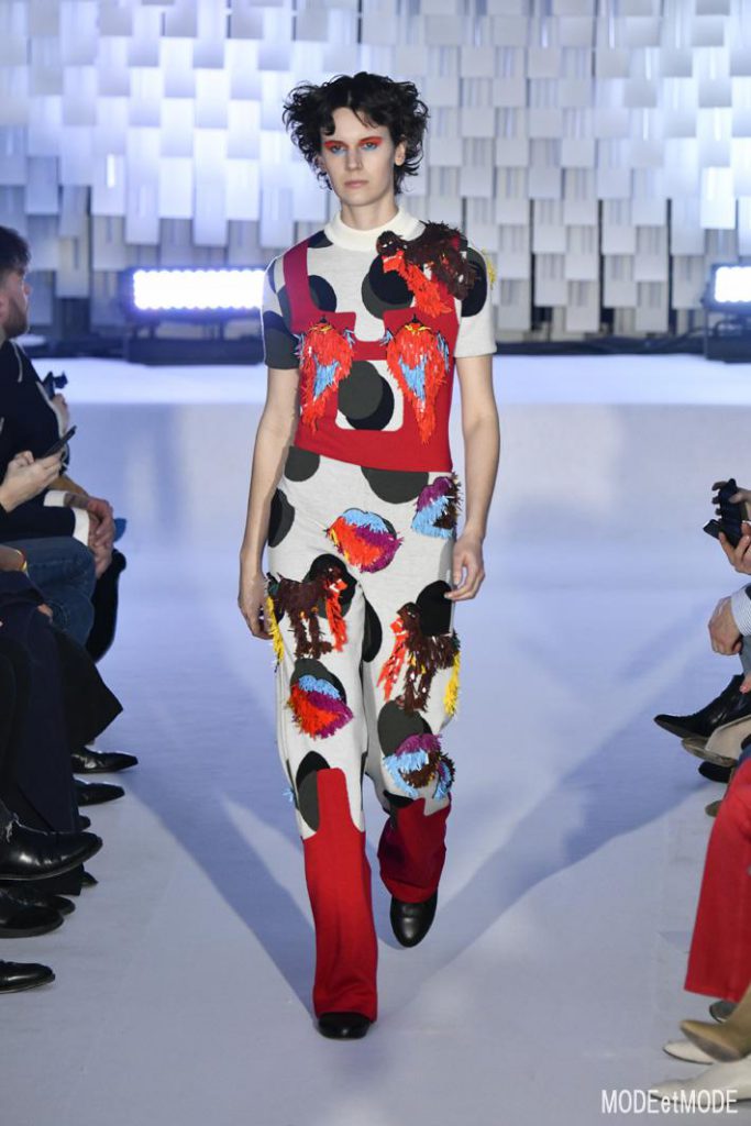 courreges_aw19_035