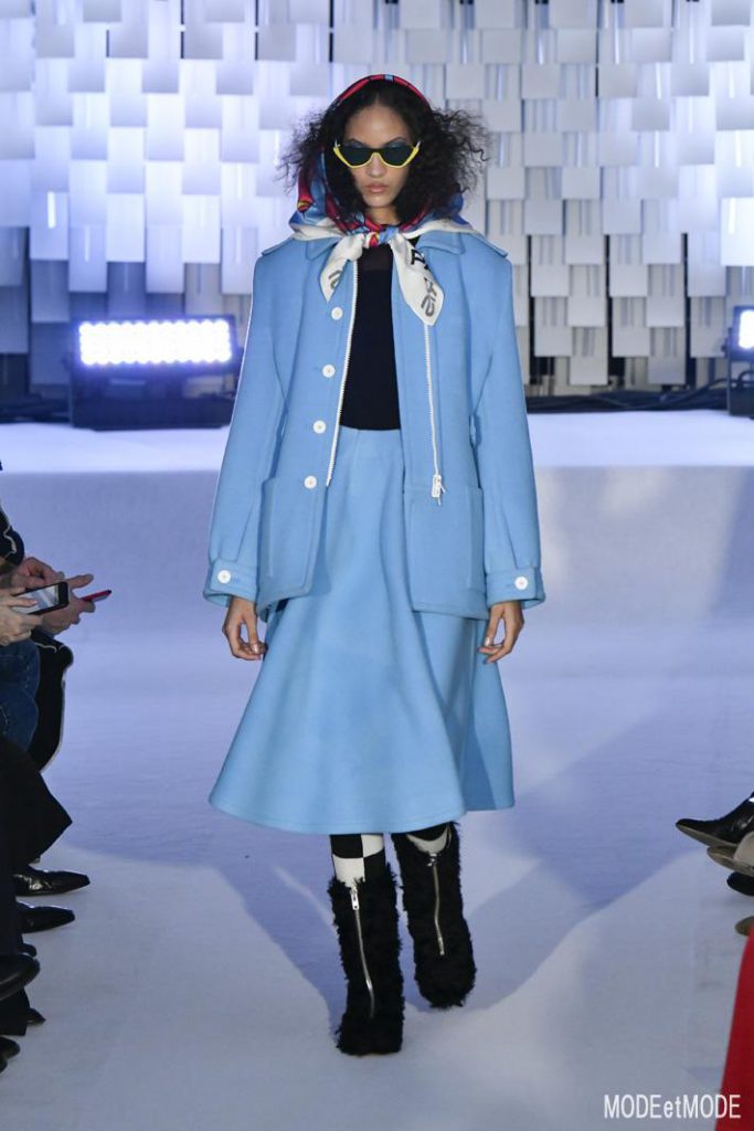 courreges_aw19_036