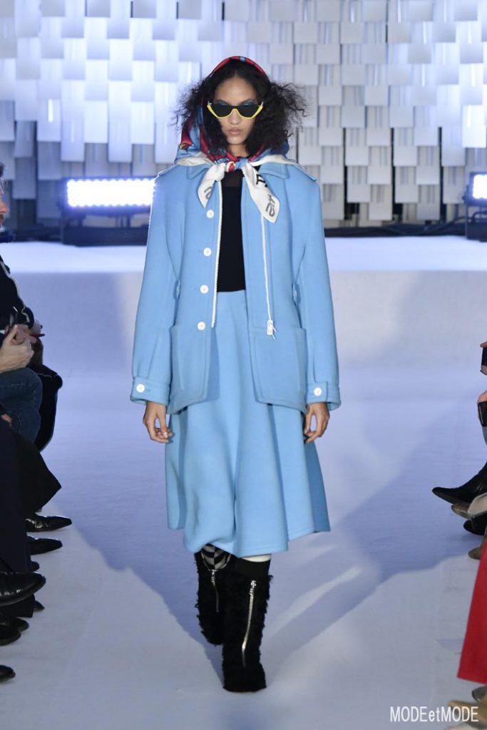 courreges_aw19_039