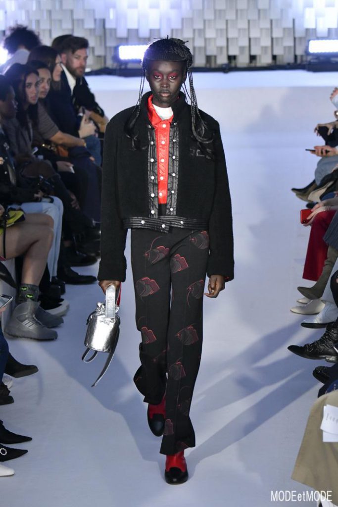 courreges_aw19_043