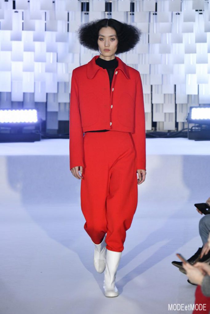 courreges_aw19_049