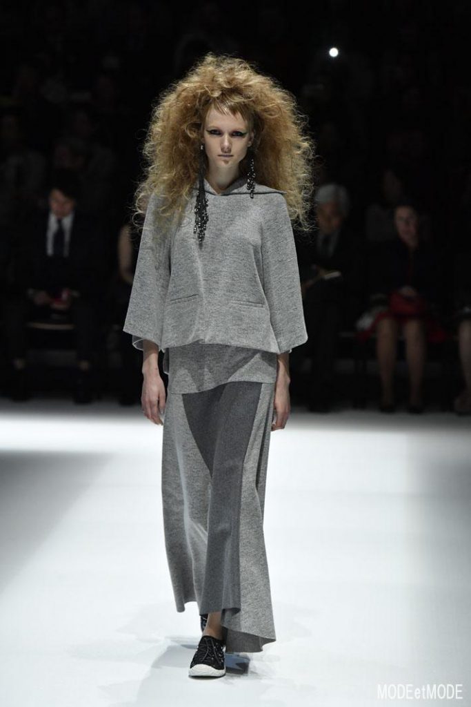 hiroko_koshino_aw19_004