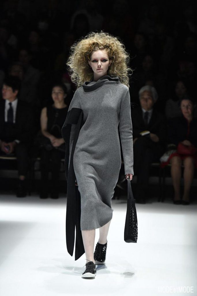 hiroko_koshino_aw19_008