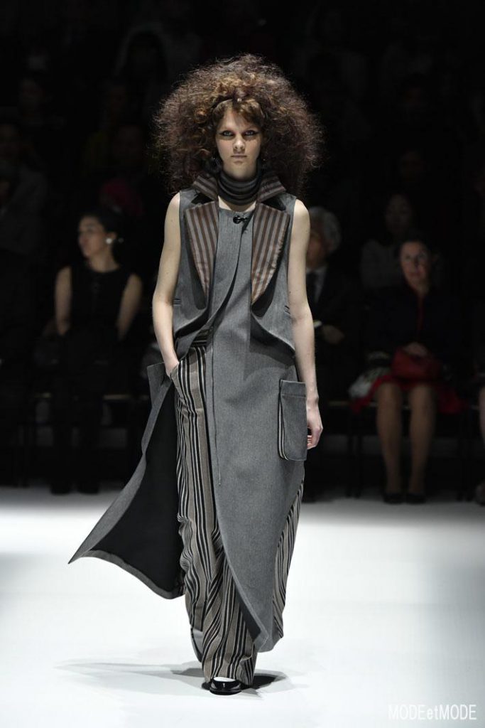 hiroko_koshino_aw19_023