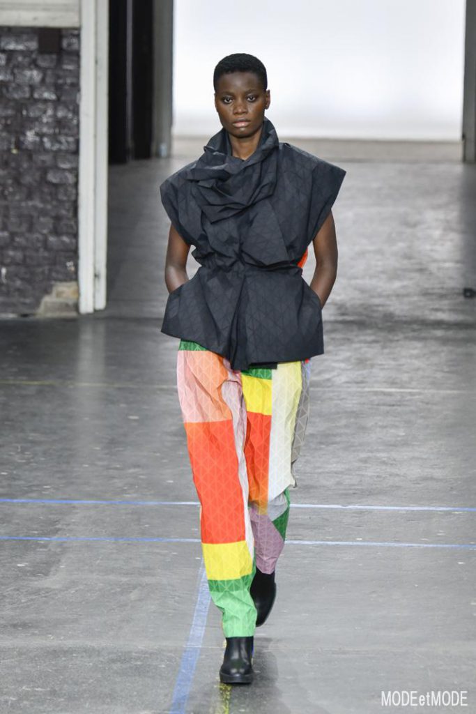 issey-miyake_aw19_020