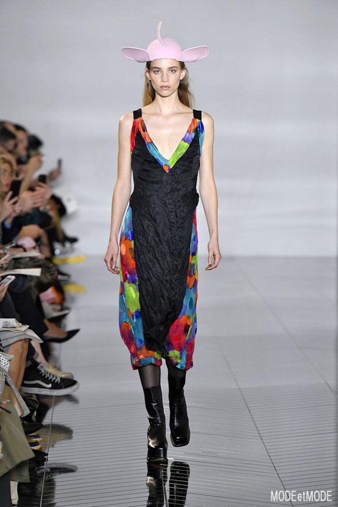 Loewe Paris Fashion Week RTW FW19_20 – Paris – Feb/Mar 2019