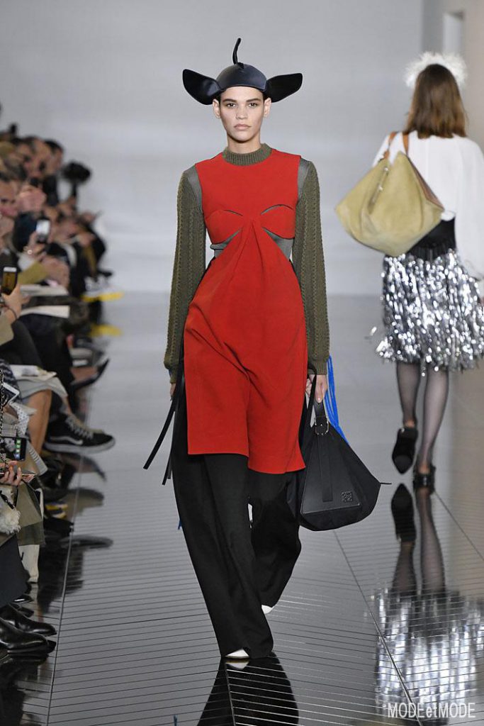 Loewe Paris Fashion Week RTW FW19_20 – Paris – Feb/Mar 2019